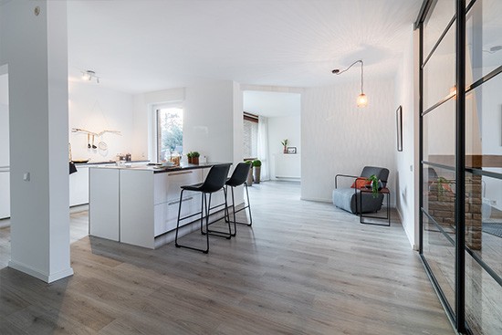 Raum 2 with CUBIQZ basic cardboard cornerkitchen RAUM2 with CUBIQZ basic cardboard cornerkitchen