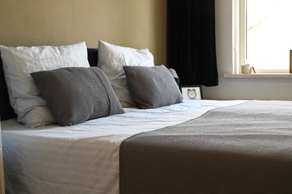 BEDSPREAD + 2 PILLOWS FOR DOUBLE BED (BASALT)