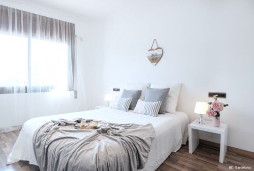 LUUCK modular cardboard side table three-sided  (price is excluding accessories) by cubiqz