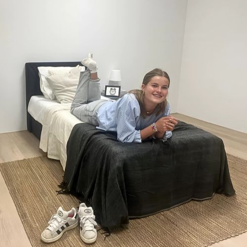 Cardboard Single Bed | Suitable To Lie On - Cubiqz