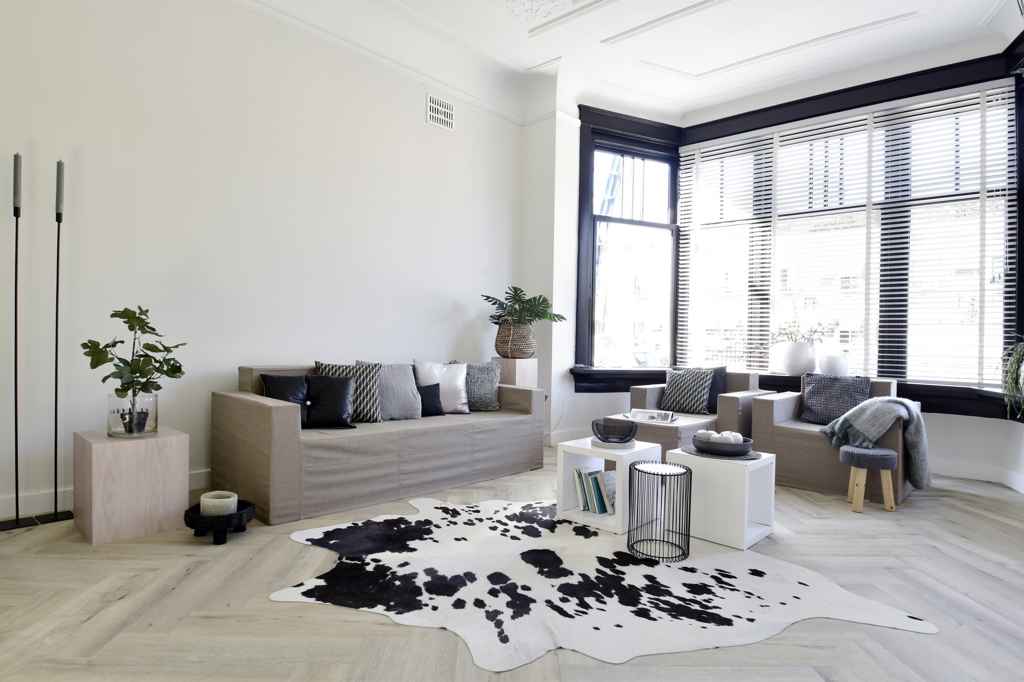 Cubiqz The Original Cardboard Furniture For Home Staging Cubiqz Cardboard Livingroom Furniture For Home Staging