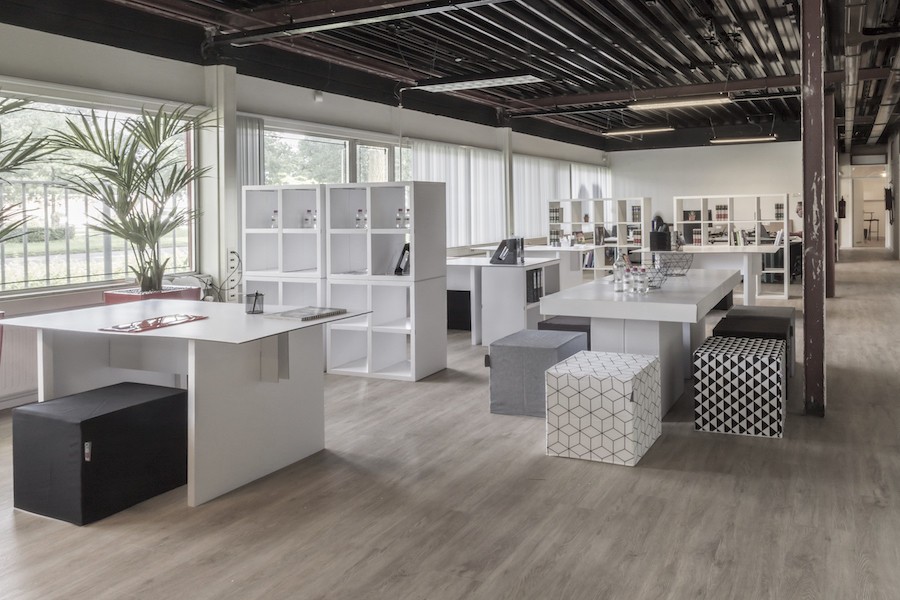 CUBIQZ The Original Cardboard Furniture for Home Staging